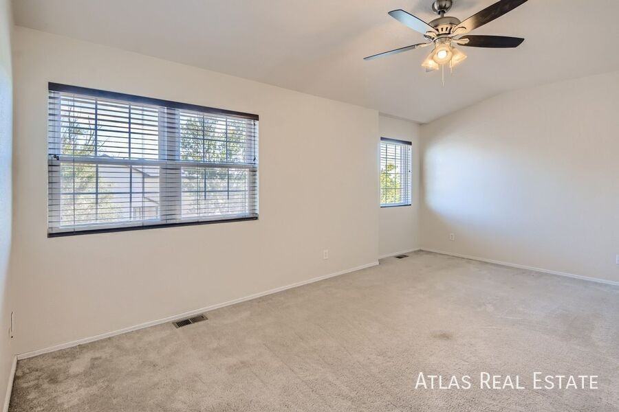 715 Ridgebury Pl - Photo 3 of 16