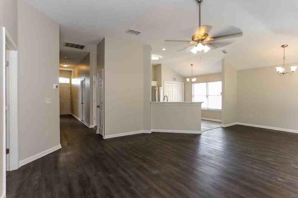 8349 Swanton Ln - Photo 3 of 16