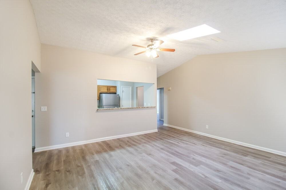 5649 La Fleur Trl - Photo 5 of 16