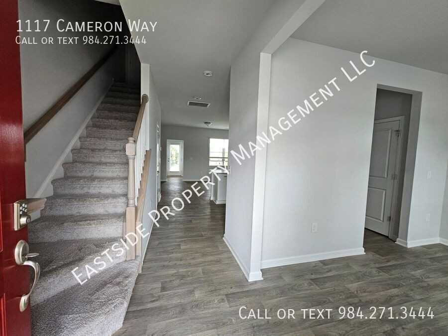 1117 Cameron Way - Photo 2 of 19