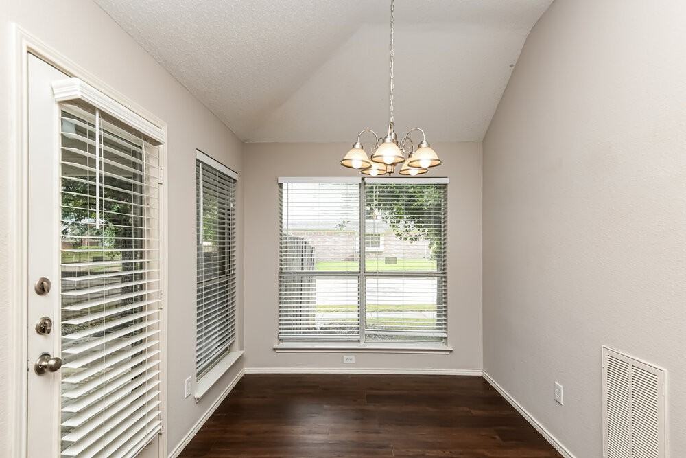 4336 Estes Park Rd - Photo 6 of 16