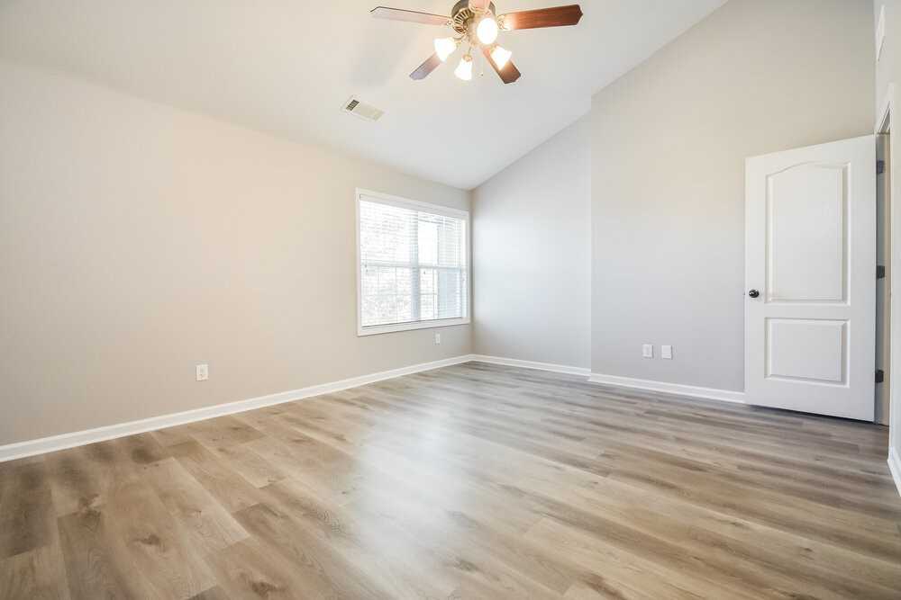 6933 Grand Hickory Dr - Photo 5 of 17