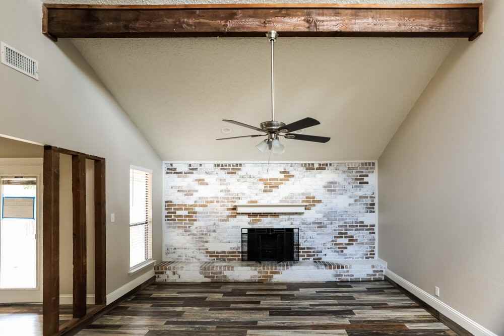 5303 Oak Springs Dr - Photo 5 of 16