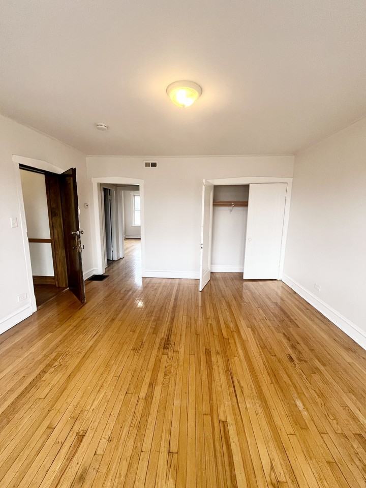 5042 W 21st Pl #8 - Photo 7 of 7