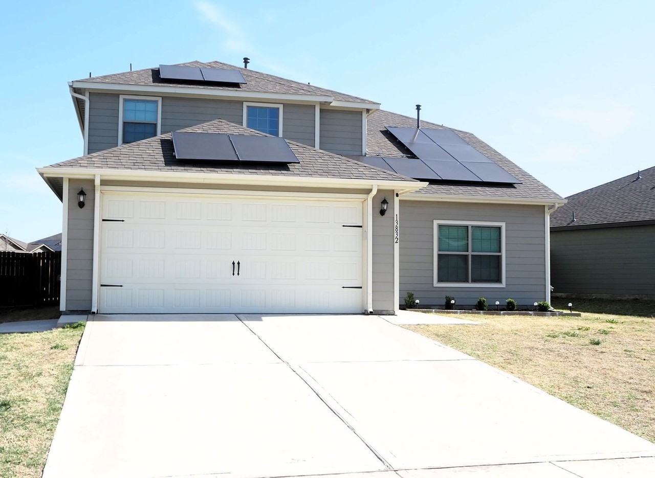 13832 Musselshell Dr - Photo 2 of 30