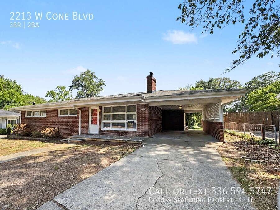 2213 W Cone Blvd - Photo 2 of 33