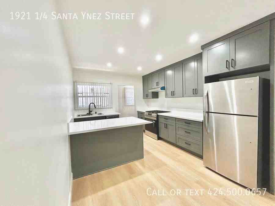 1921 1/4 Santa Ynez St - Photo 4 of 14