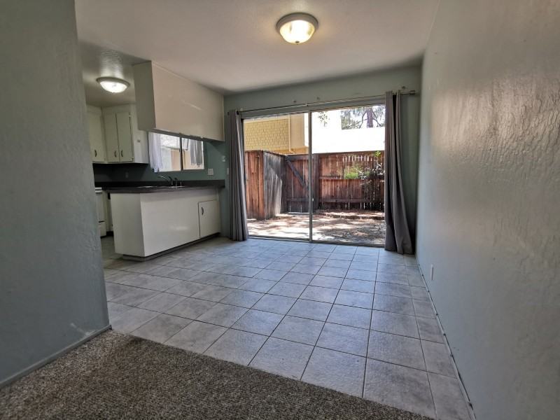 2035 Alta Loma St - Photo 3 of 11