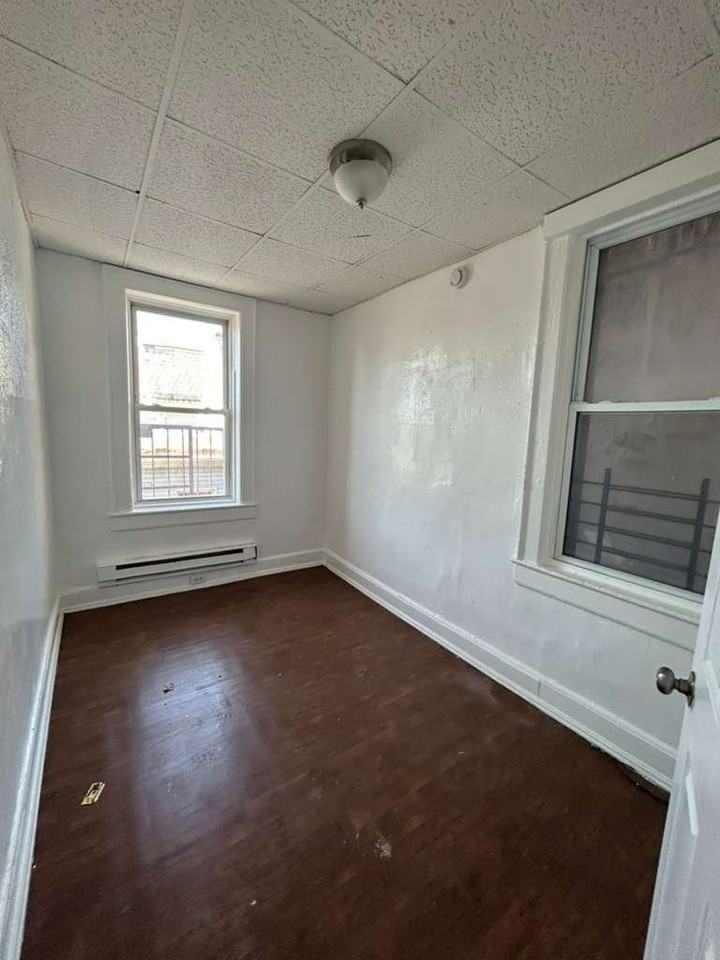 280 Verona Ave - Photo 3 of 35