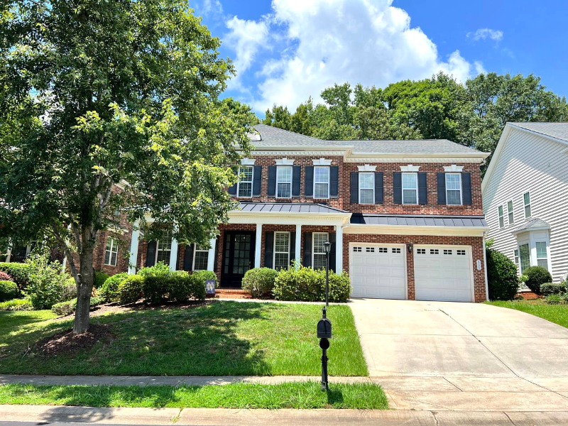 8022 Lansford Rd - Photo 2 of 37