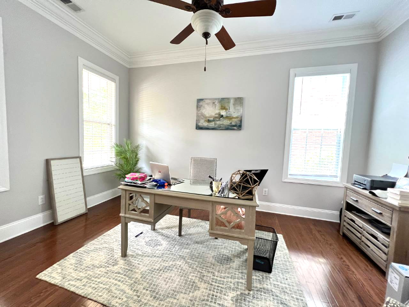 8022 Lansford Rd - Photo 5 of 37