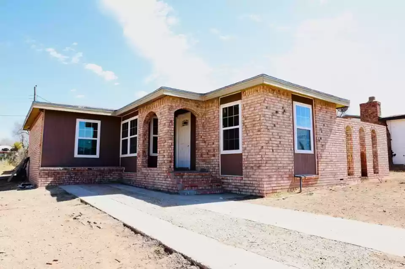 1303 Barnes Ave - Photo 2 of 17