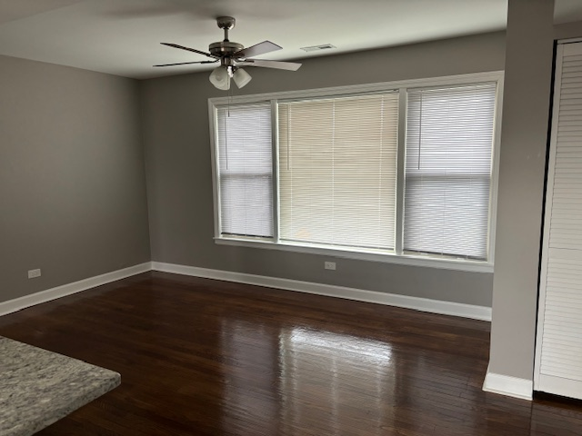 4901 N Kilpatrick Ave - Photo 3 of 14