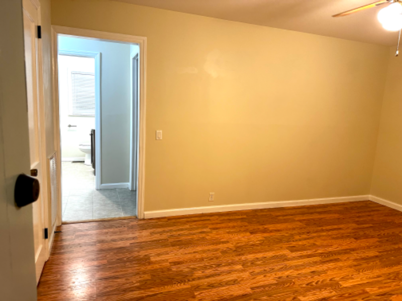 104 S North St - Photo 3 of 18