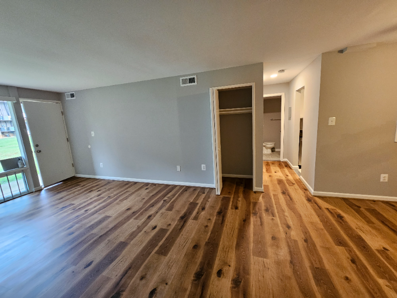 546 Wilson Bridge Dr #A2 - Photo 2 of 13