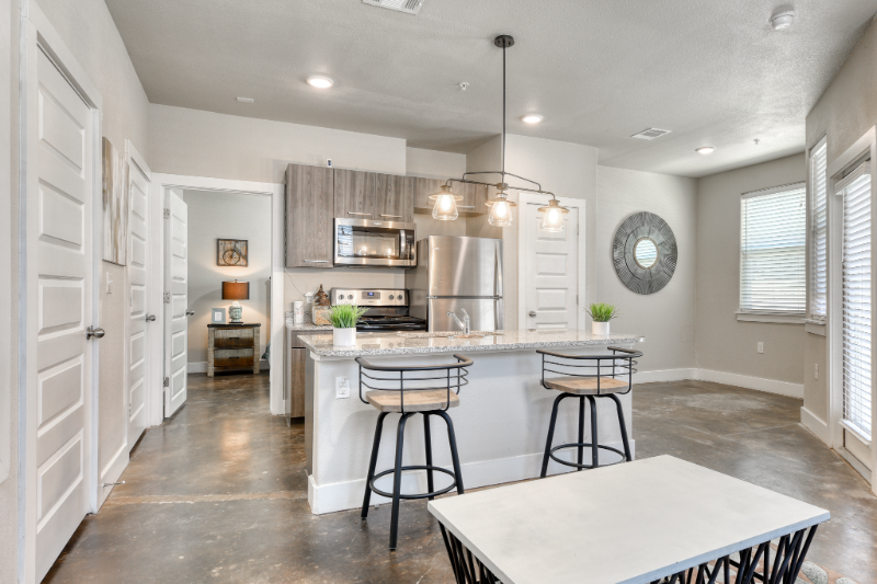 6007 Grissom Rd - Photo 6 of 14