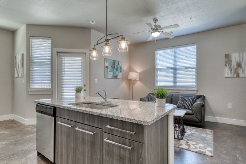 6007 Grissom Rd - Photo 7 of 14