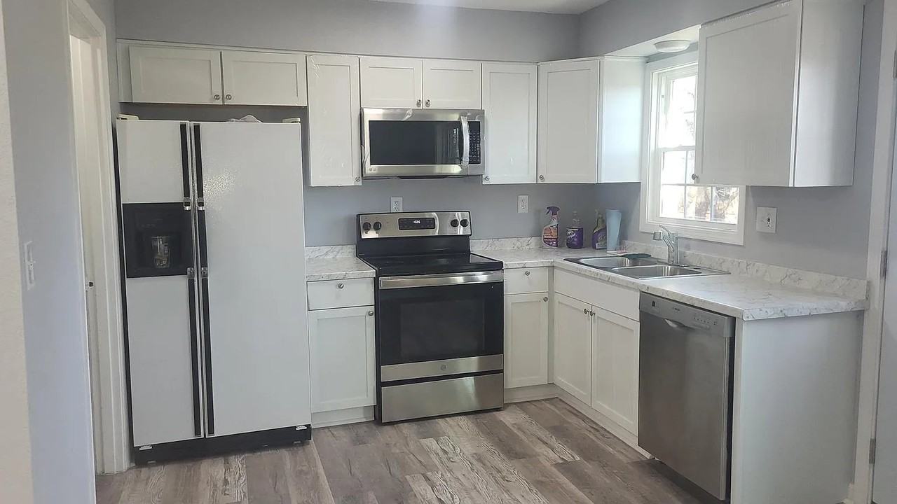 5033 Wabash Pl - Photo 7 of 18