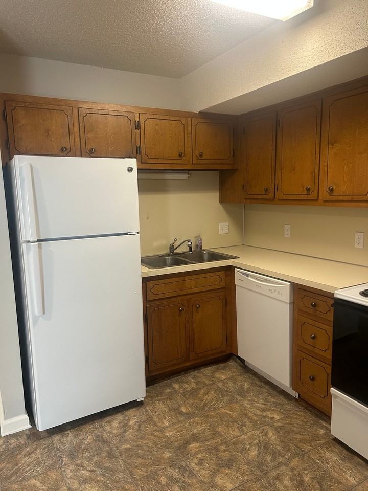 1 Westwood #1131 - Photo 3 of 15
