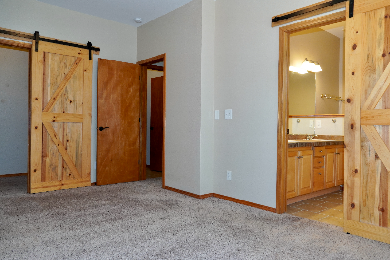 1455 Gumwood Dr - Photo 5 of 20