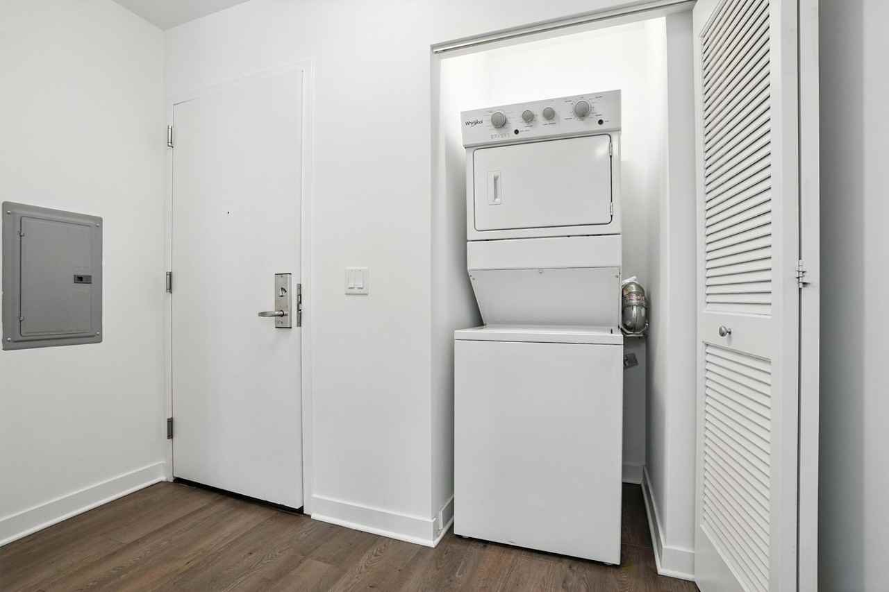 17 E Randolph St - Photo 7 of 15