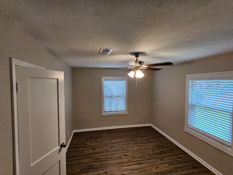 1526 2nd Ave N - Photo 7 of 13
