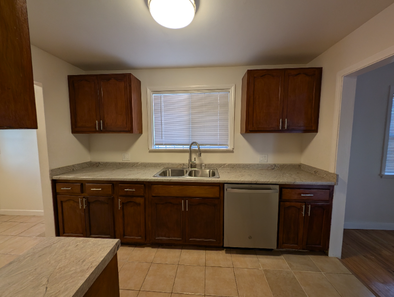 1719 W 110th St - Photo 4 of 7