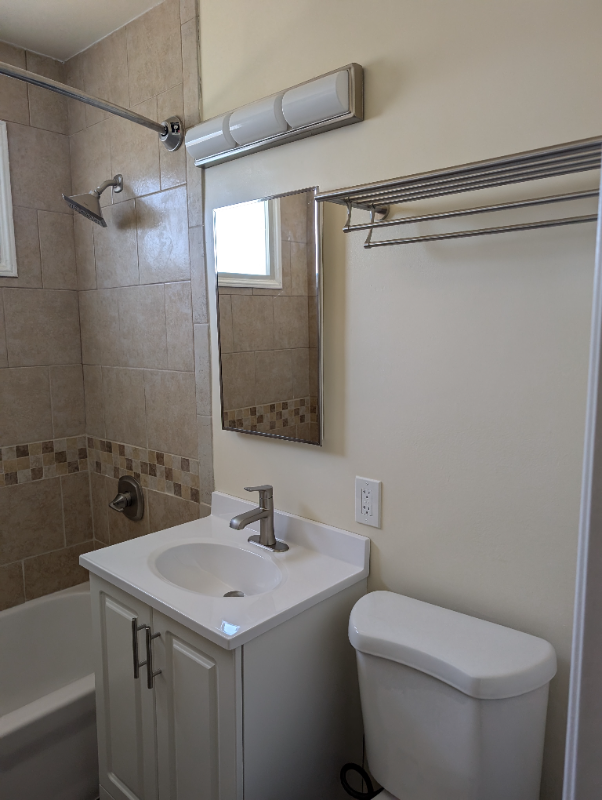 1719 W 110th St - Photo 7 of 7
