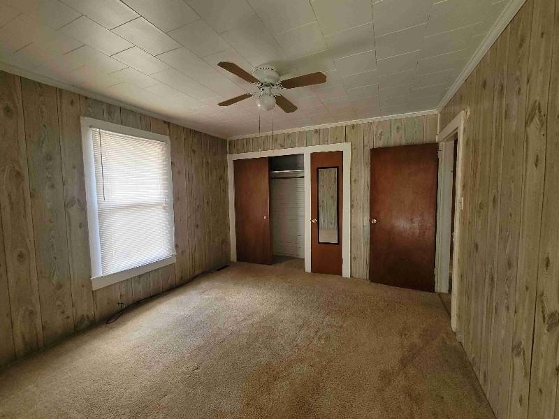 515 Broad St - Photo 4 of 7