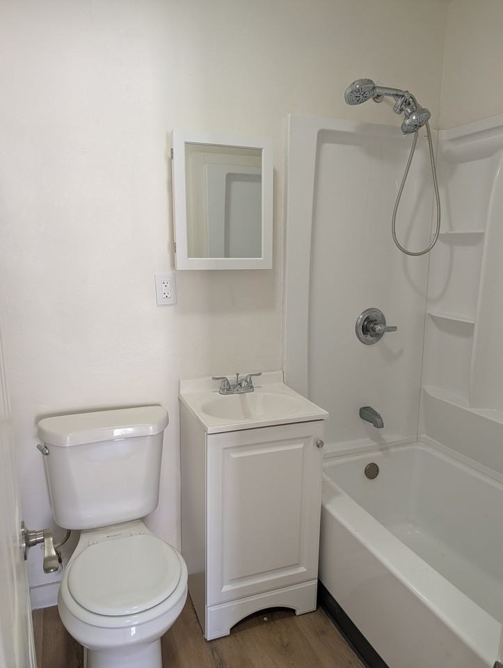 142 W 111th Pl #142 - Photo 3 of 7