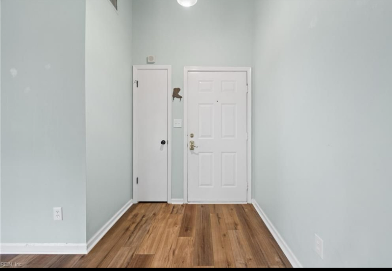 2226 Kleen St - Photo 2 of 20