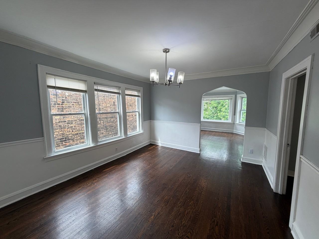 6551 S California Ave #2 - Photo 2 of 7