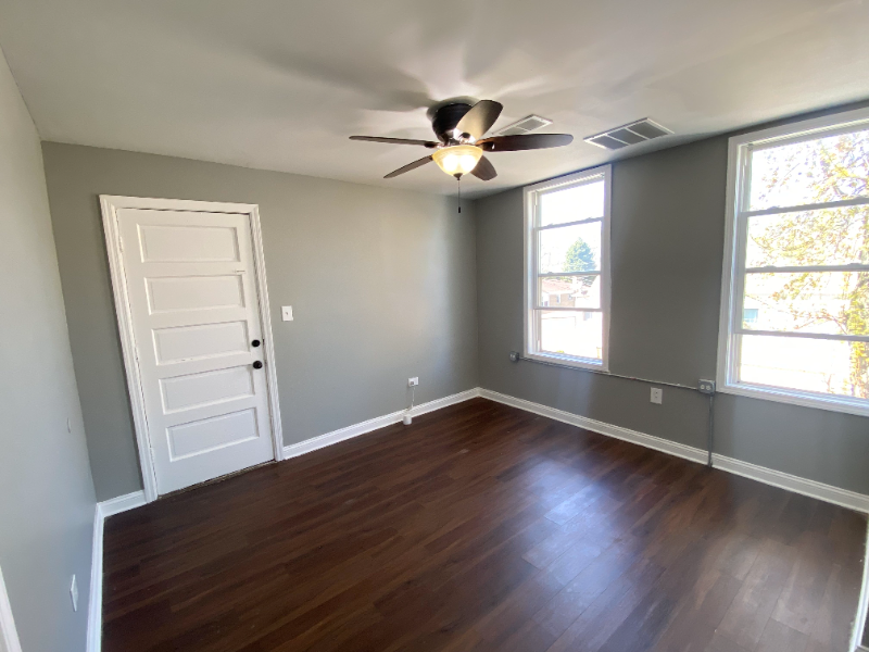 4500 S Honore St #2R - Photo 4 of 8