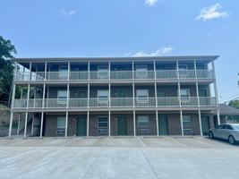 featured image of 1604 Spring Valley Dr #3