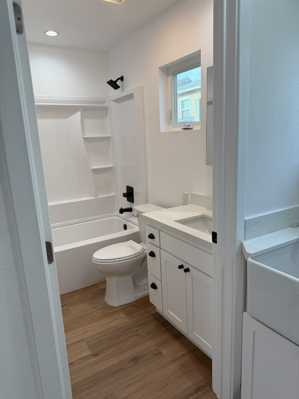 7056 W 85th St - Photo 2 of 10