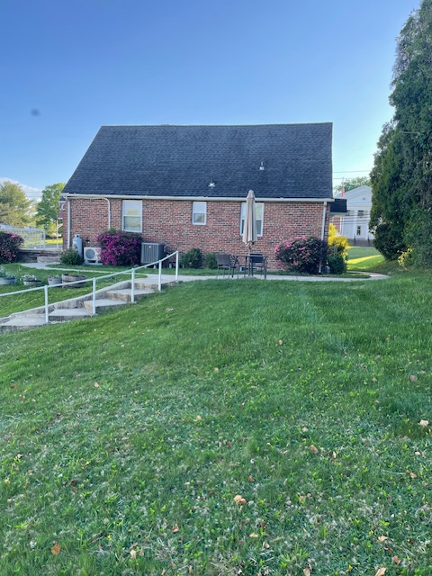 2926 Cub Hill Rd - Photo 4 of 20
