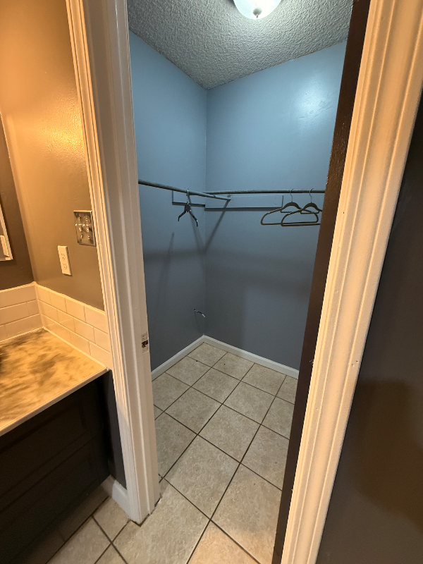 5341 Breckenwood Dr - Photo 5 of 20