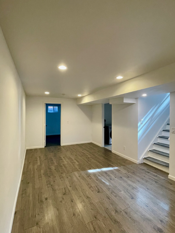 427 Hickory St - Photo 4 of 16