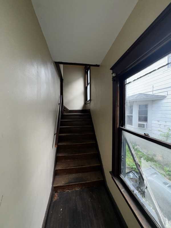 818 Phillips Ave #1-2 - Photo 2 of 14