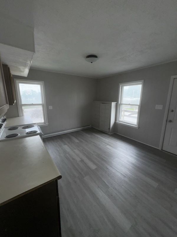 818 Phillips Ave #1-2 - Photo 7 of 14