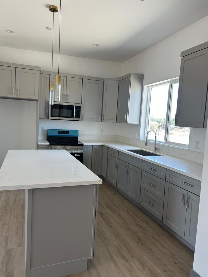 9236 E Avenue T #9236 - Photo 3 of 10