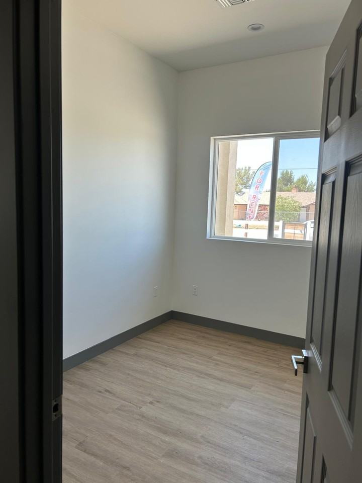 9236 E Avenue T #9236 - Photo 4 of 10