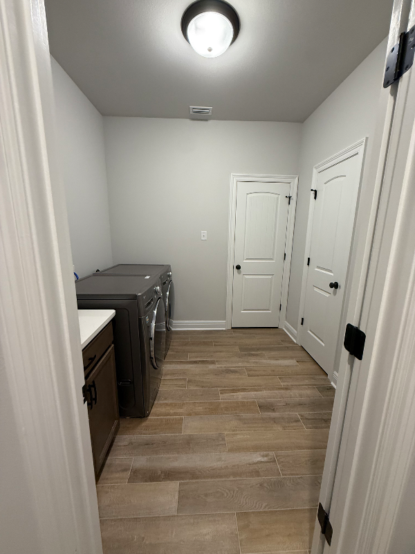 184 Bon Ami Dr - Photo 7 of 20