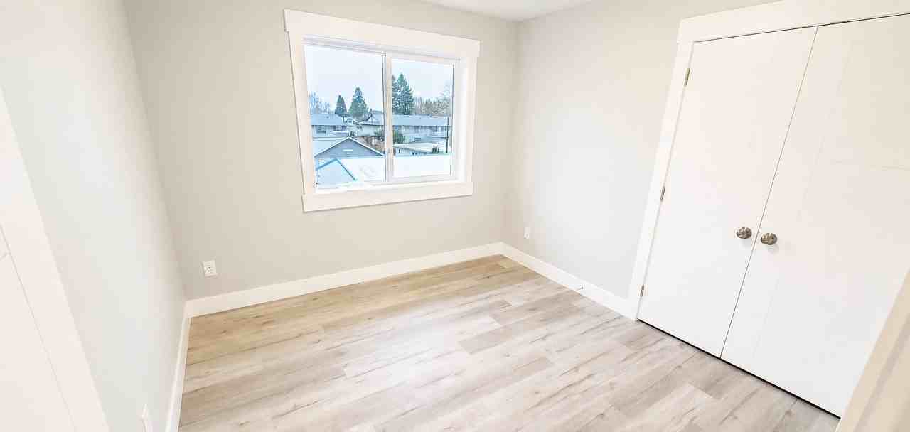5797 Golden Eagle Dr #102 - Photo 4 of 10