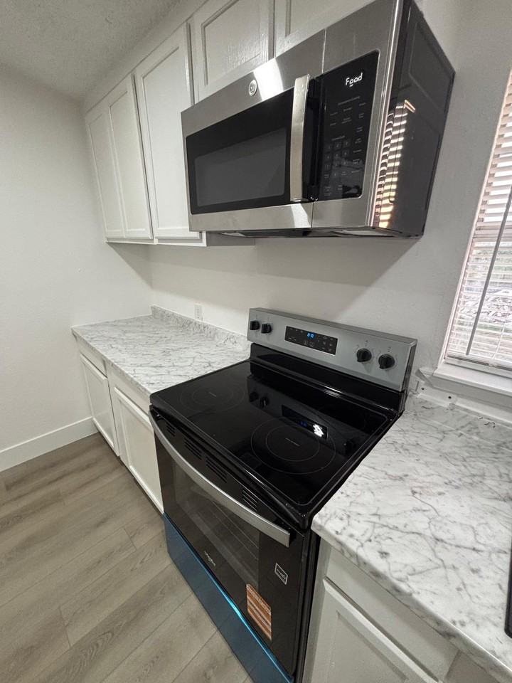 13349 Friendship Rd - Photo 4 of 20