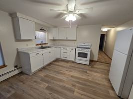featured image of 800 W Walworth St #3