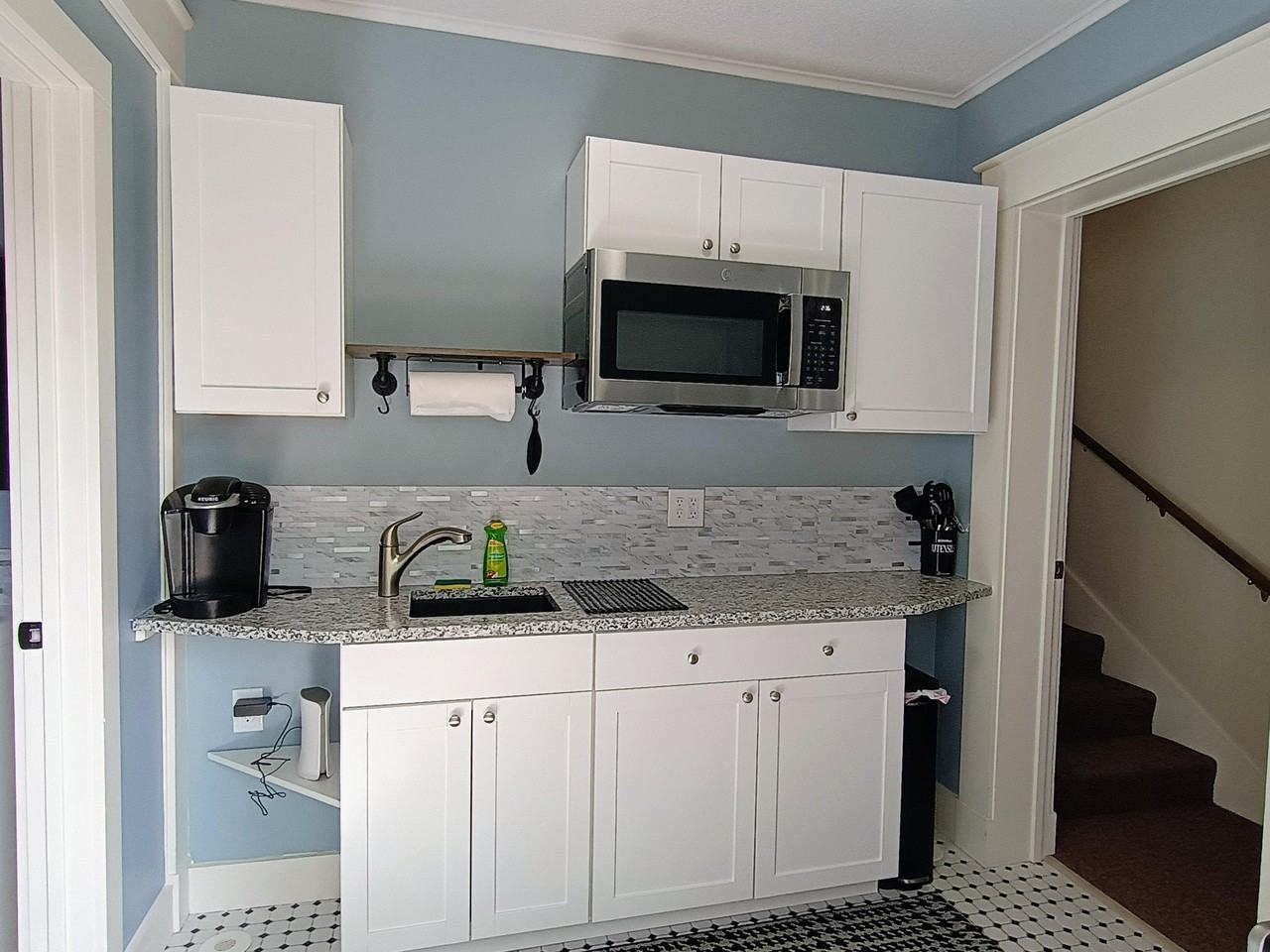 92 Center St #1 - Photo 5 of 6
