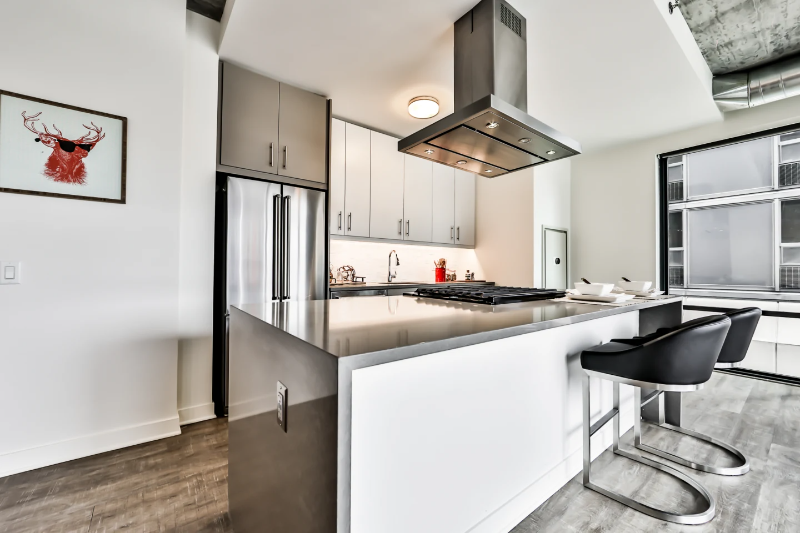 397 E Ohio St - Photo 6 of 16