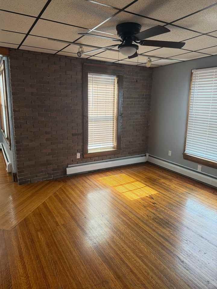 110 Park Ave #110-1 - Photo 5 of 9