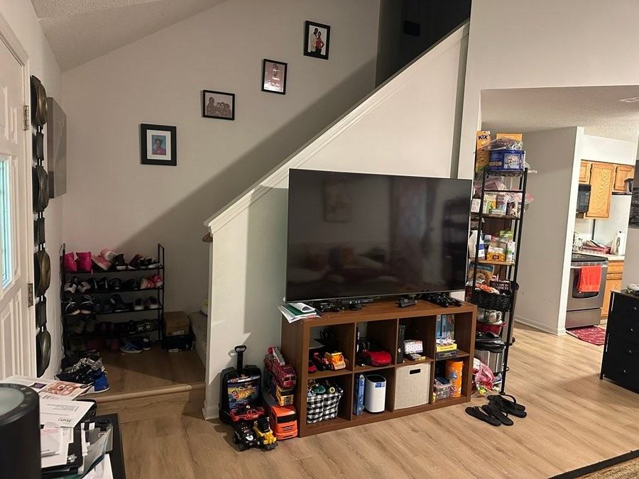1604 Radcliffe Dr #1606 - Photo 4 of 20